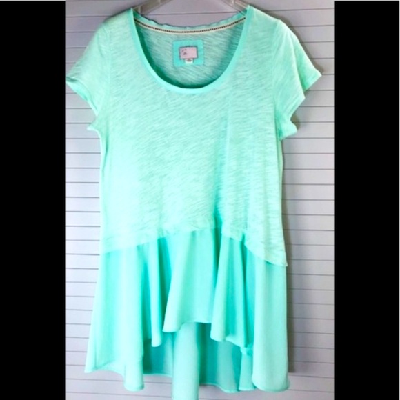 Anthropologie Top/Postage Stamp short sleeve top - Picture 2 of 6